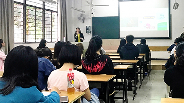 泽稷教育ACCA大学生财会职业生涯规划系列讲座走进上海师范大学