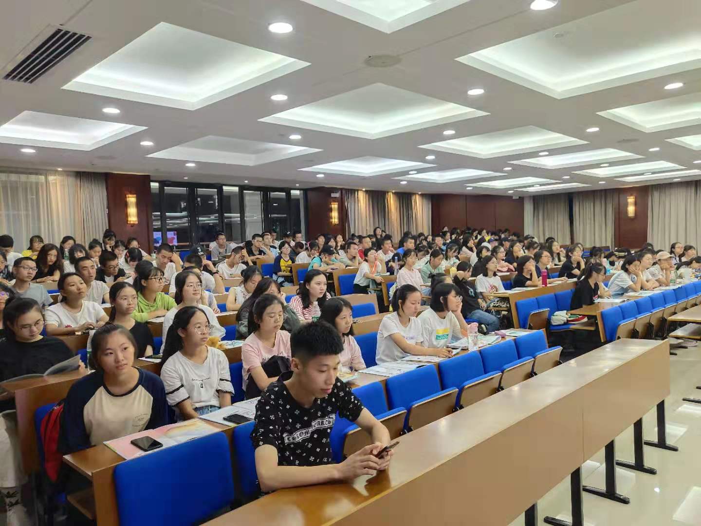 泽稷教育·中南林业科技大学政法学院ACCA讲座顺利举办