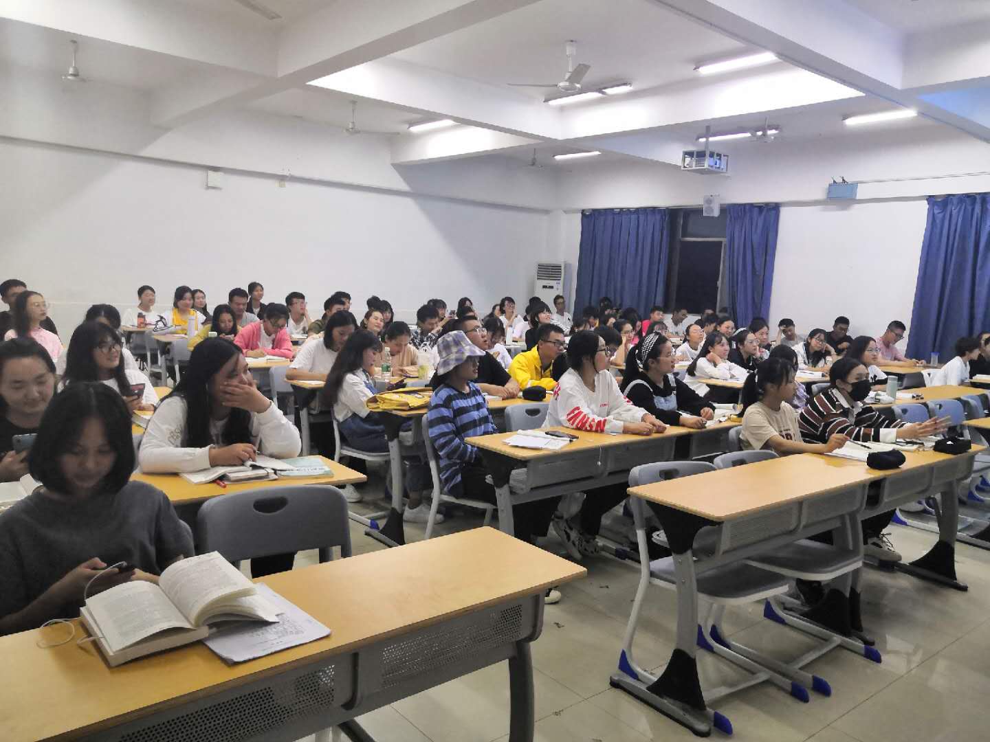 泽稷教育·湖南工商大学工商管理学院ACCA讲座顺利举办