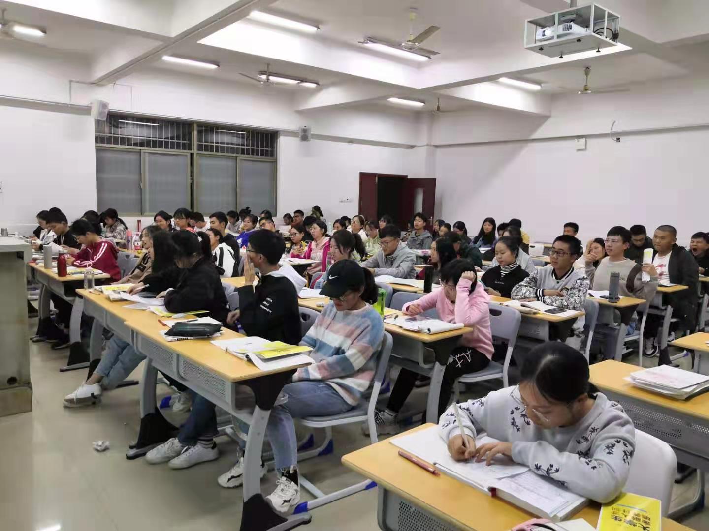 澤稷教育·湖南工商大學稅收專業(yè)ACCA講座順利舉辦