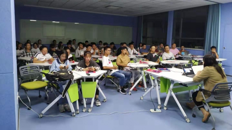 泽稷教育·上海信息工程学院ACCA讲座顺利举办