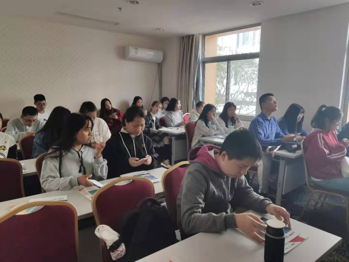 泽稷教育·上海金融学院ACCA分享沙龙顺利举办