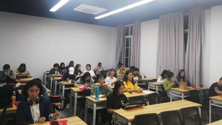 泽稷教育·上海对外经贸大学ACCA讲座顺利举办