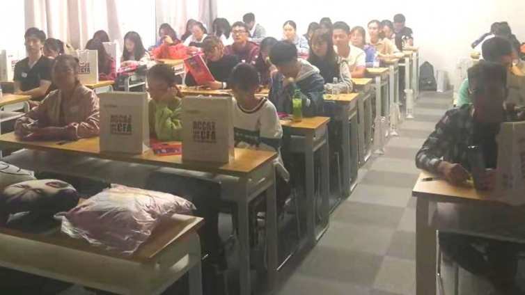 泽稷教育·上海对外经贸大学ACCA讲座成功举办