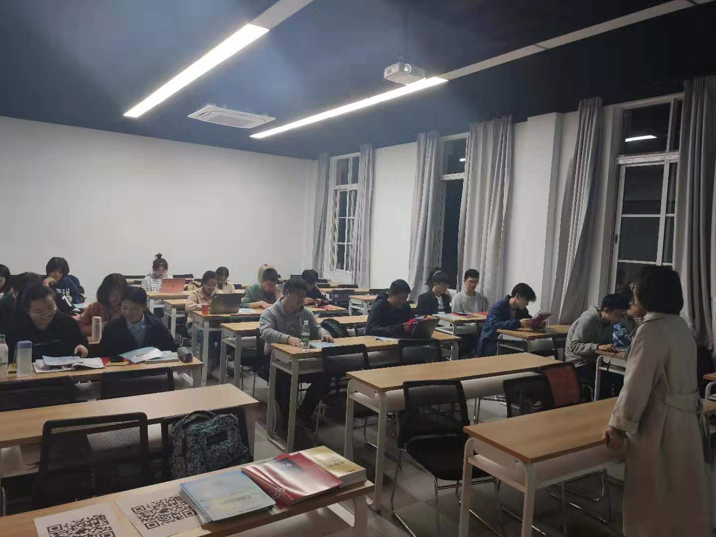 泽稷教育·上海对外经贸大学ACCA讲座顺利举行