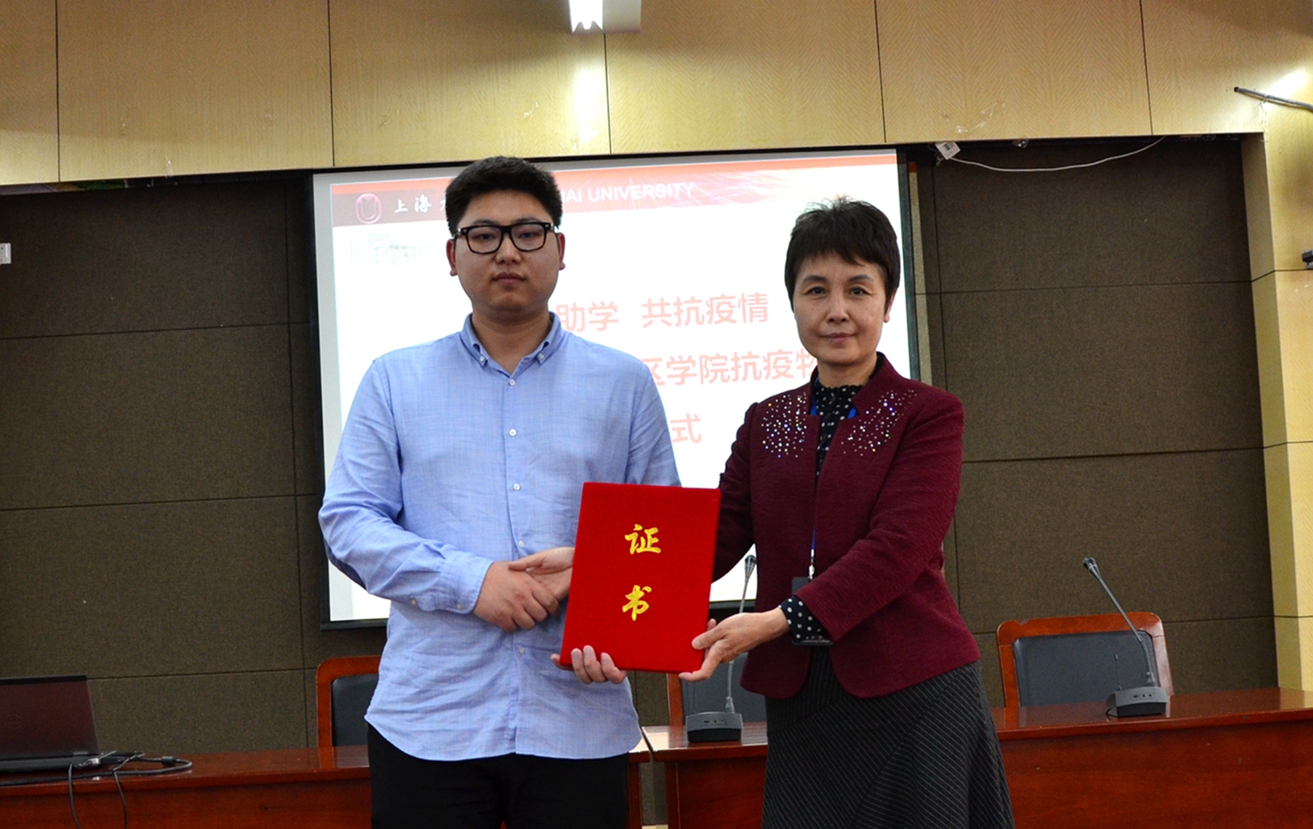 泽稷网校：上海大学社区学院向泽稷教育捐赠防疫物资表示衷心感谢