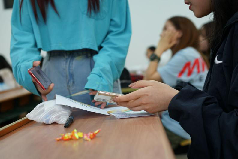 泽稷教育•上海海洋大学经济与管理学院财会金融知识普及宣传活动