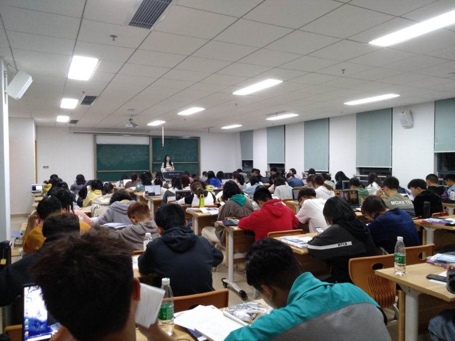 泽稷教育•南京信息工程大学职业规划讲座成功举办